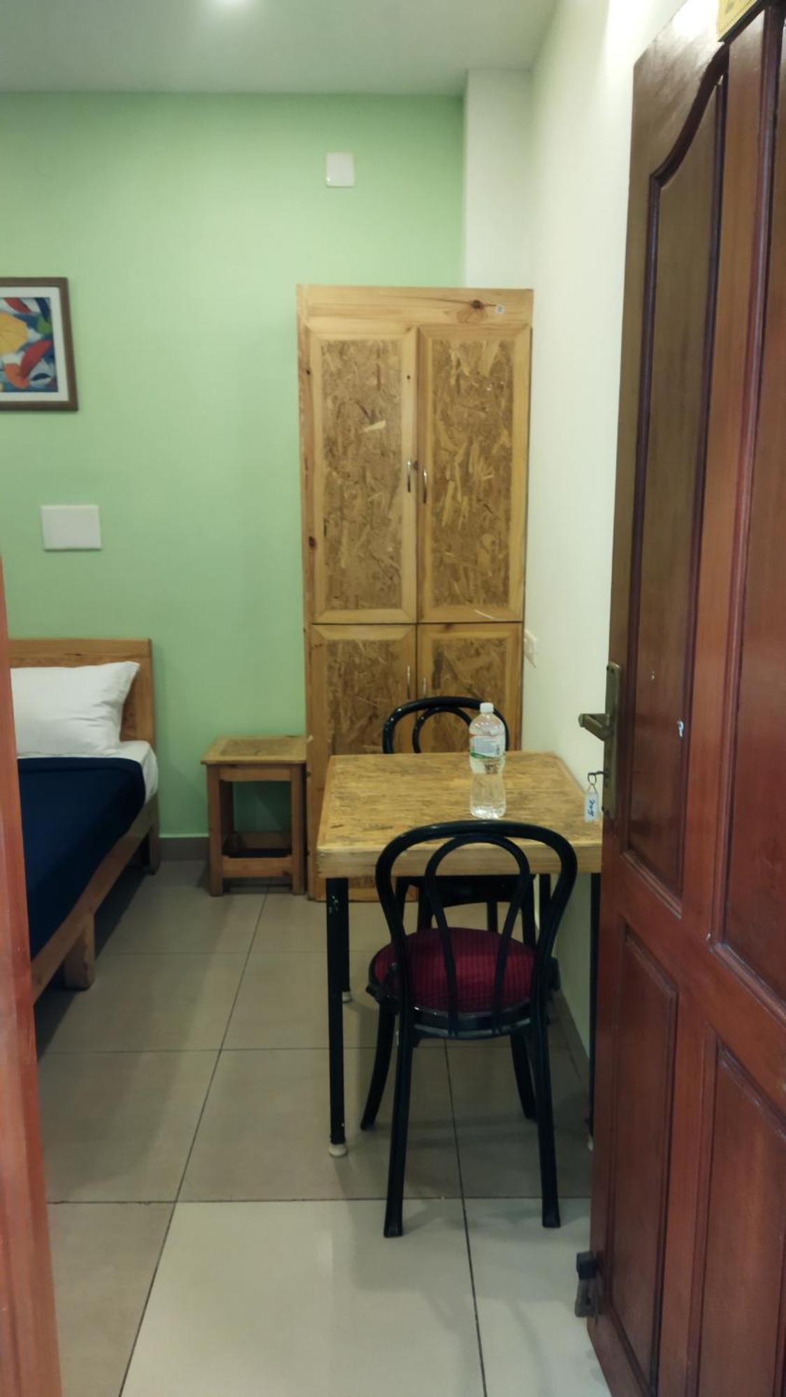Chaplin Hotel 蓬蒂切里 外观 照片