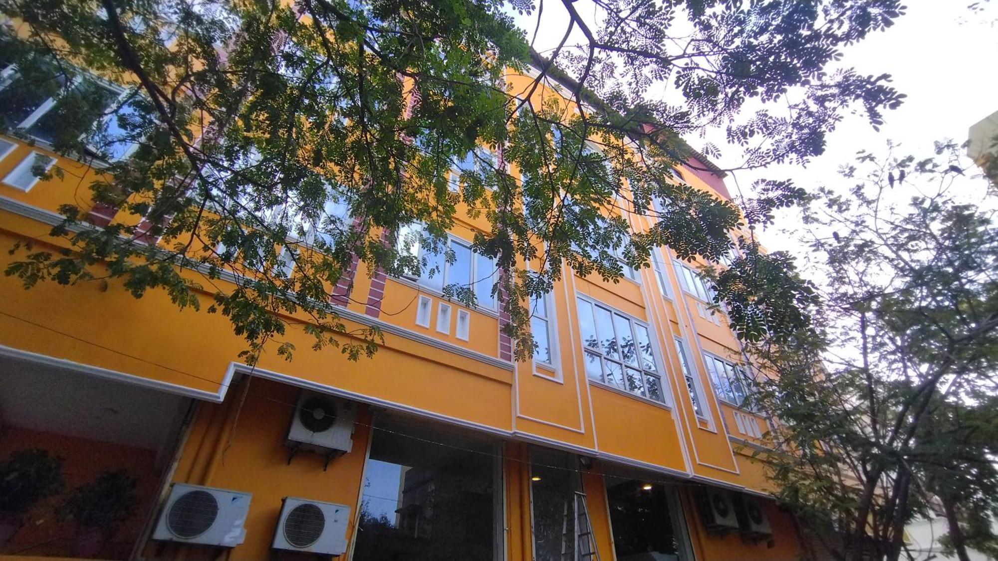 Chaplin Hotel 蓬蒂切里 外观 照片