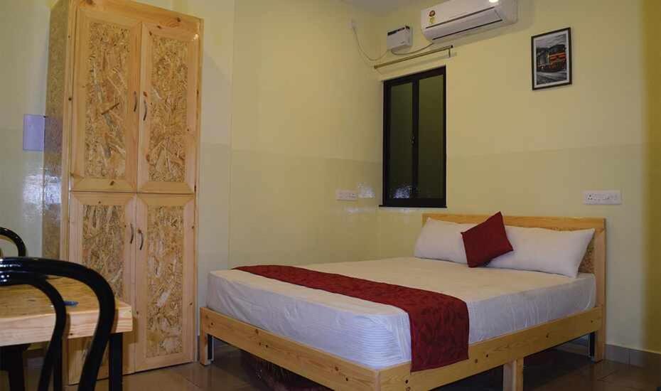 Chaplin Hotel 蓬蒂切里 外观 照片