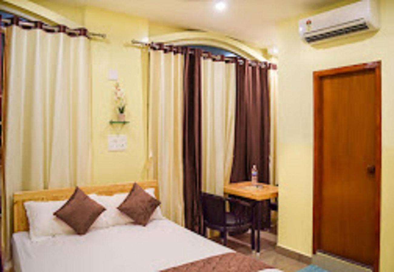 Chaplin Hotel 蓬蒂切里 外观 照片